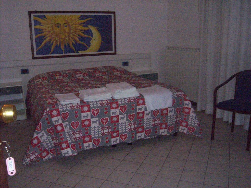 Nuovo Hotel Tripoli Settimo Vittone Bilik gambar