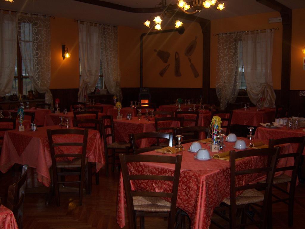 Nuovo Hotel Tripoli Settimo Vittone Luaran gambar